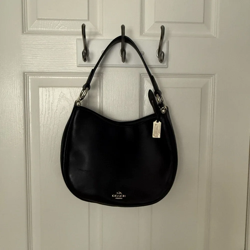 Coach Nomad Black Leather Gold Crescent Hobo Shoulder Bag Purse Handbag 54446